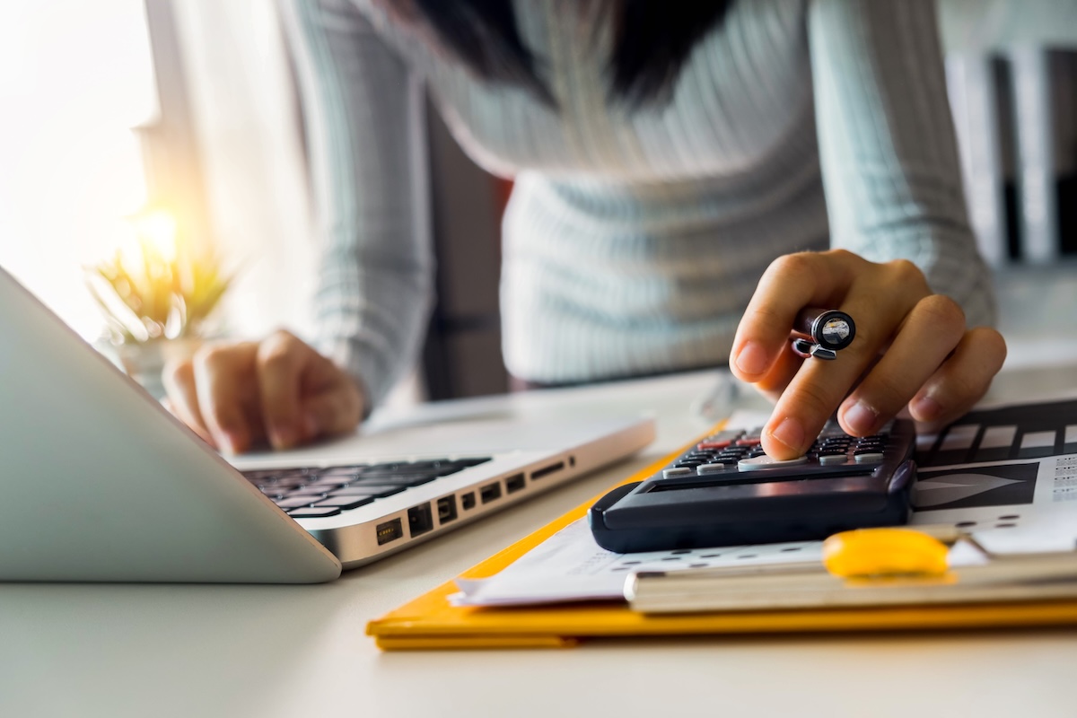 how much do property managers make